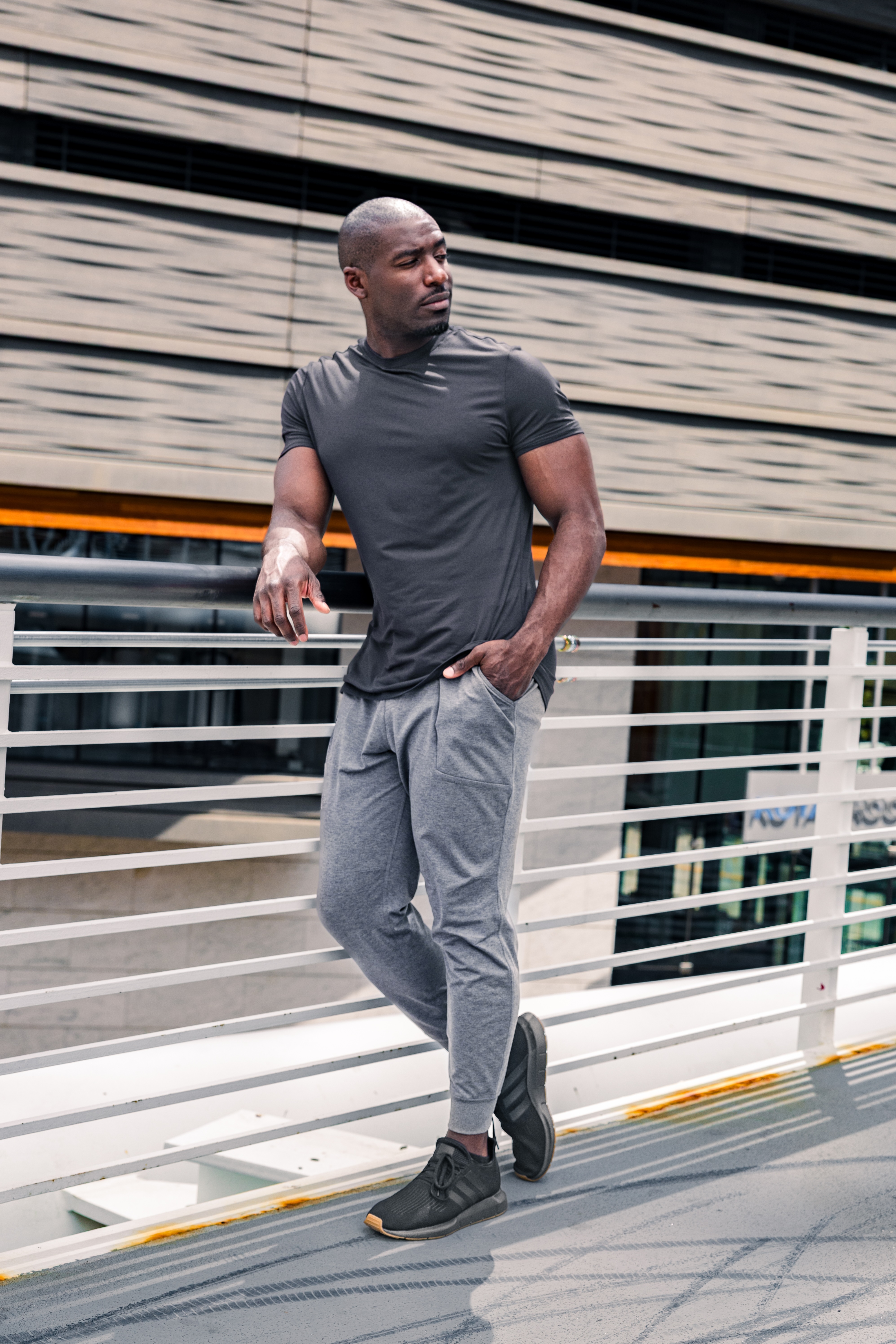Men's Apollo Joggers image 1